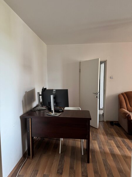 Sun Plaza, Nitu Vasile nr. 28